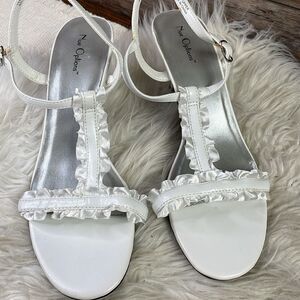 Nue Options Open Toe White Ruffled Strappy Heels, Size 7 1/2
